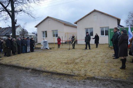 В поселке Хрящеватое состоялось торжественное открытие первых домов В поселке Хрящеватое состоялось торжественное открытие первых домов